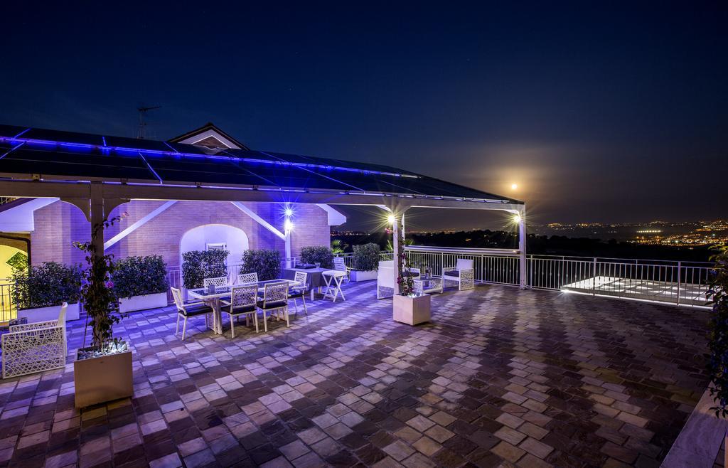 Holiday Residence Belohorizonte Macerata Bagian luar foto